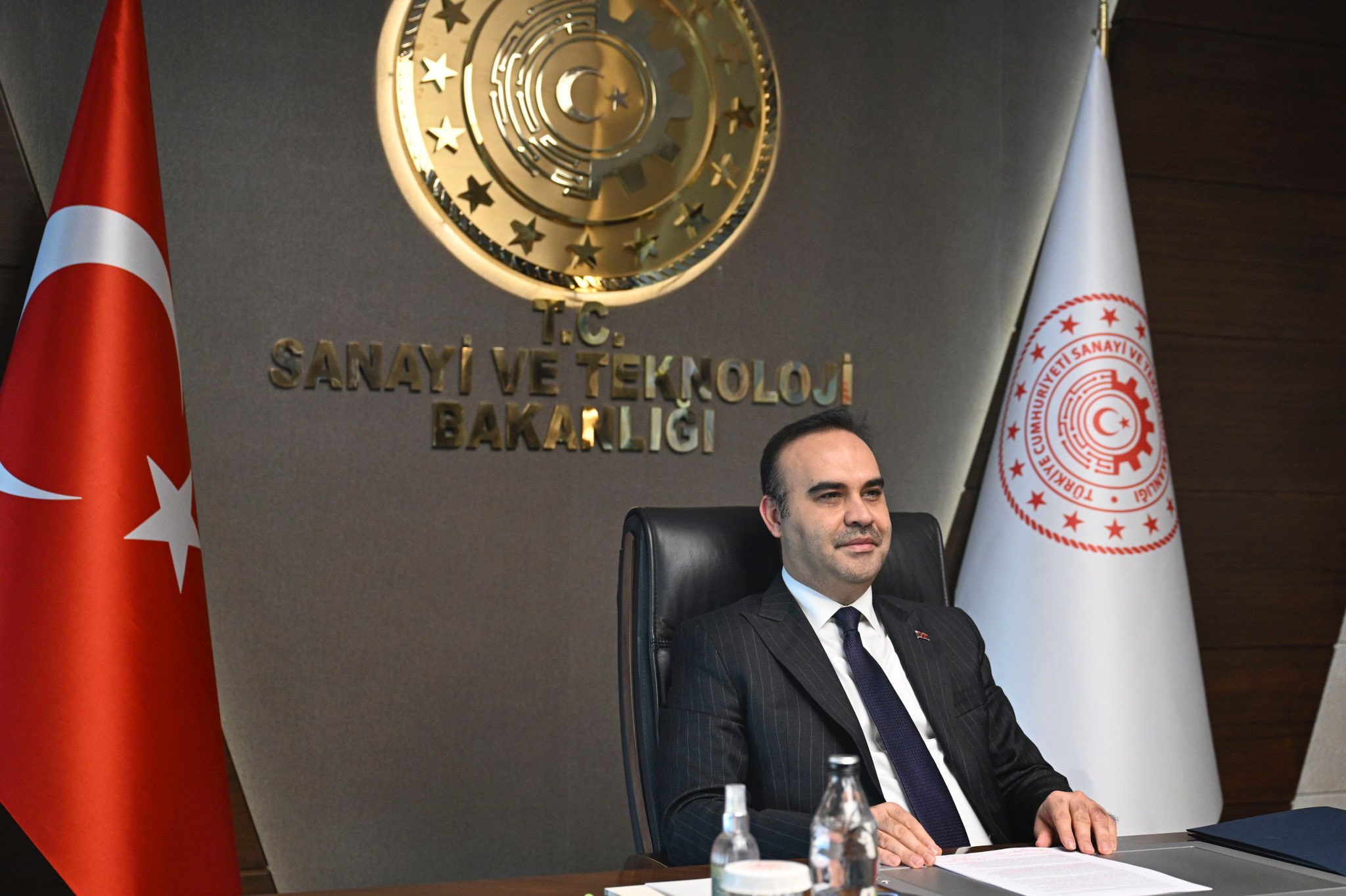 Bakan Kacır