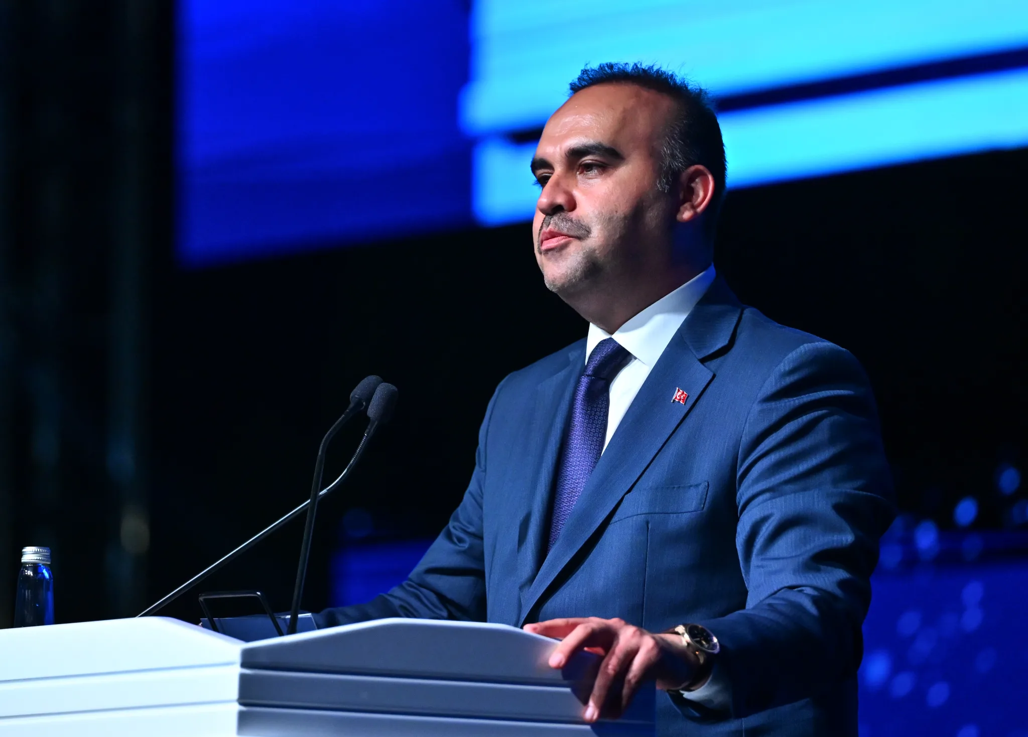 Bakan Kacır